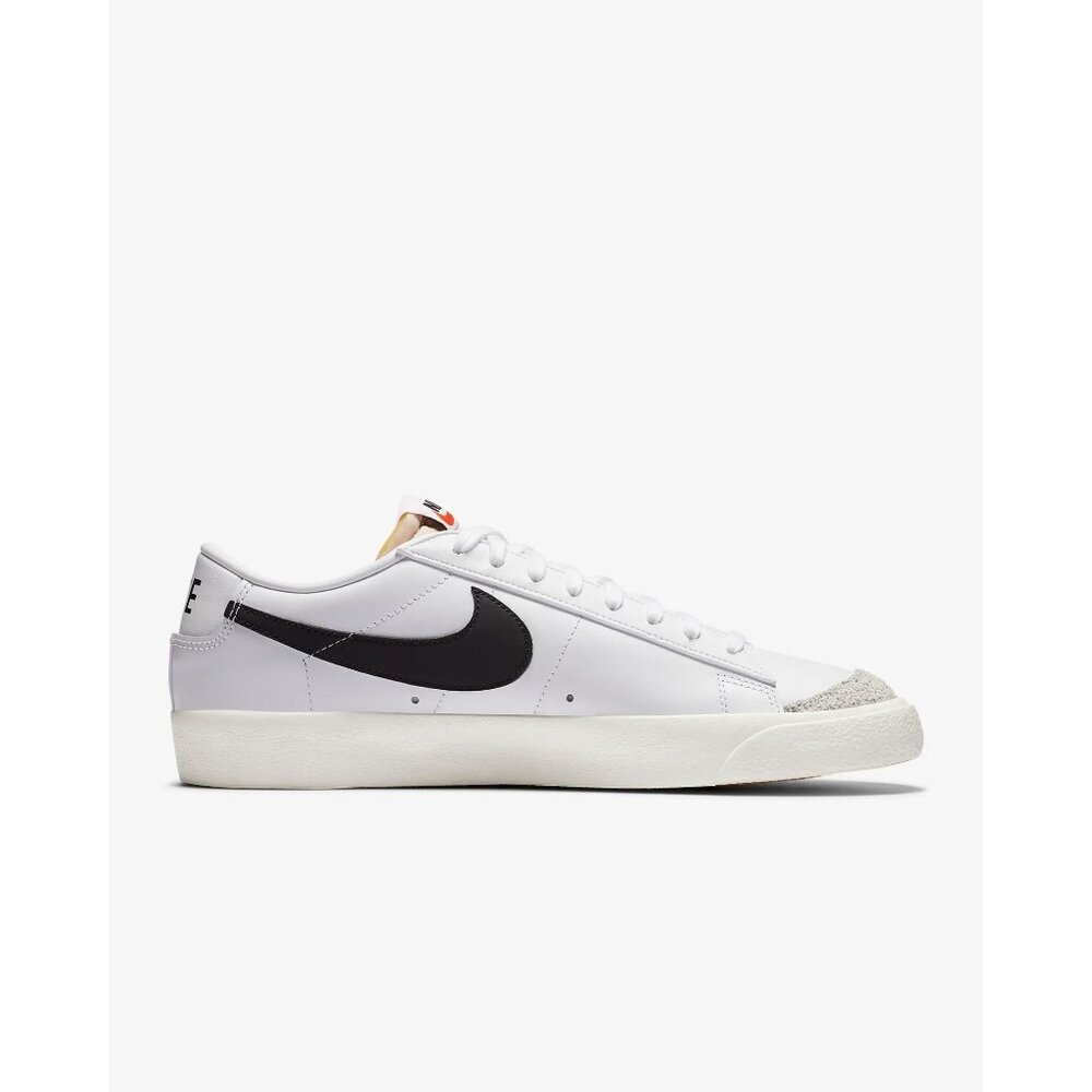 Nike Blazer Low '77 Sneakers in White Black Sail 8.5 with box Womens Athletic - Picture 5 of 17